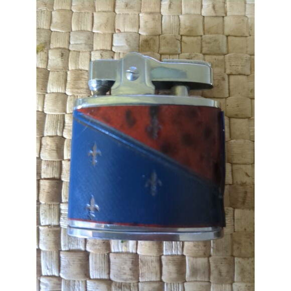VINTAGE RONSON PRINCESS Red/ Blue Enamel Fleur De Lis LIGHTER Unused - Picture 2 of 8